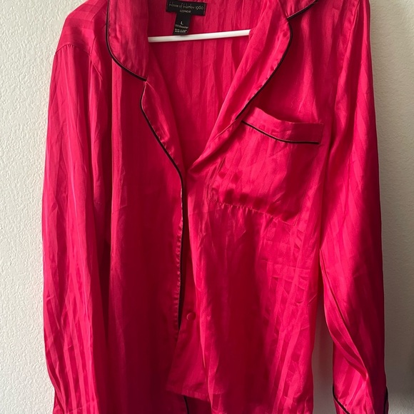 House of Harlow 1960 Comfy But Light red pajama Button Up Top- Size L - Picture 2 of 4